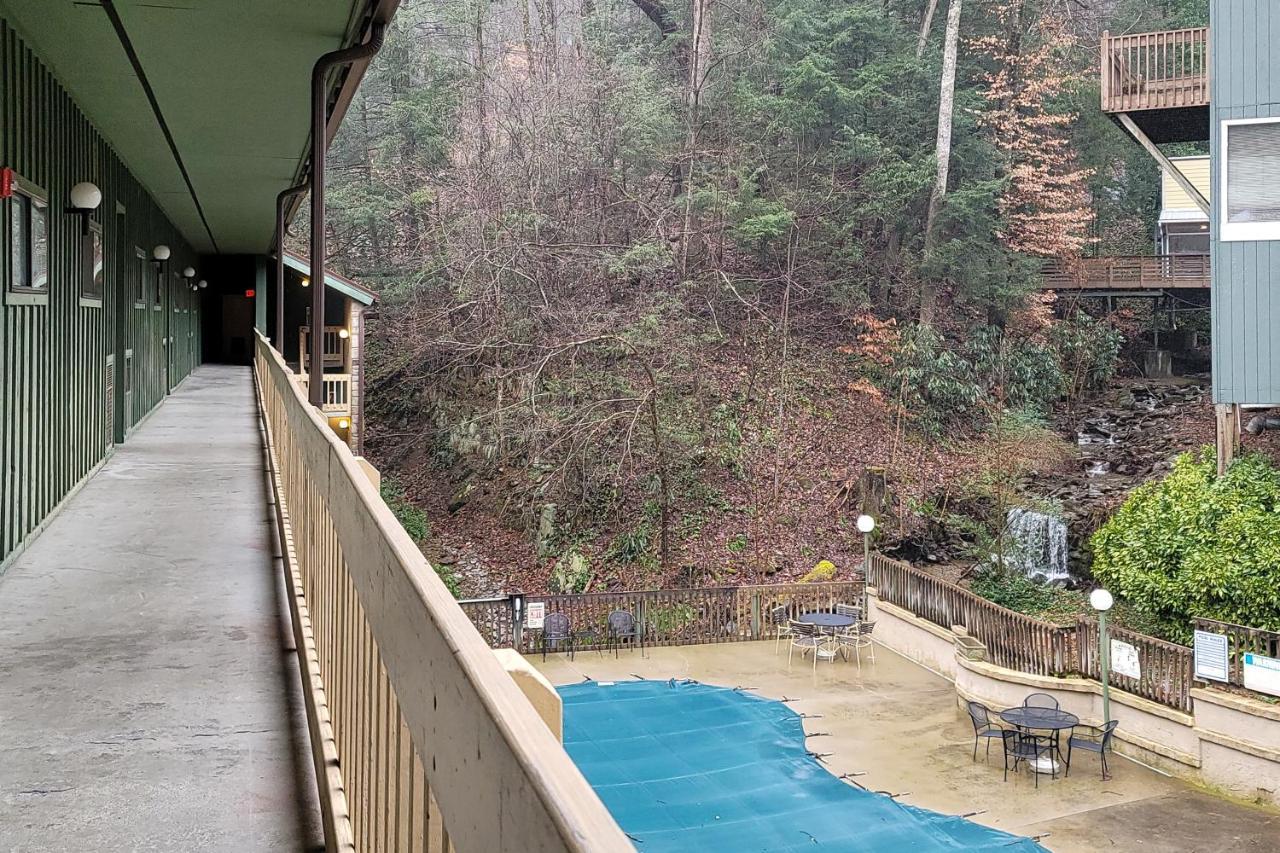 Hiker'S Hideaway Villa Gatlinburg Exterior photo